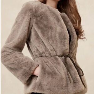 Banana Republic Teddy Jacket - Taupe
